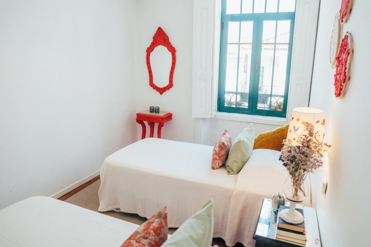 Dona Fina Guest House Mirandela Luaran gambar